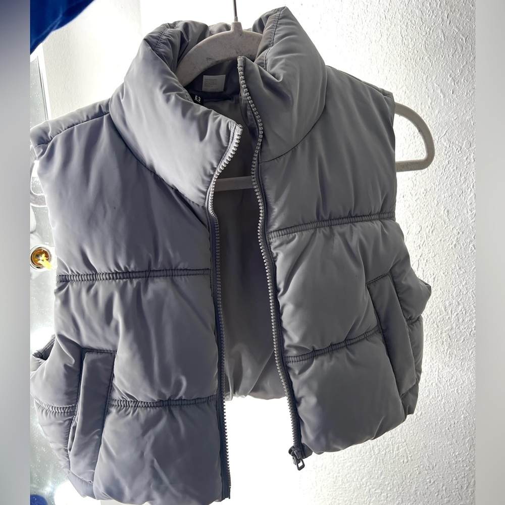XXS H&M GRAY PUFFER VEST
